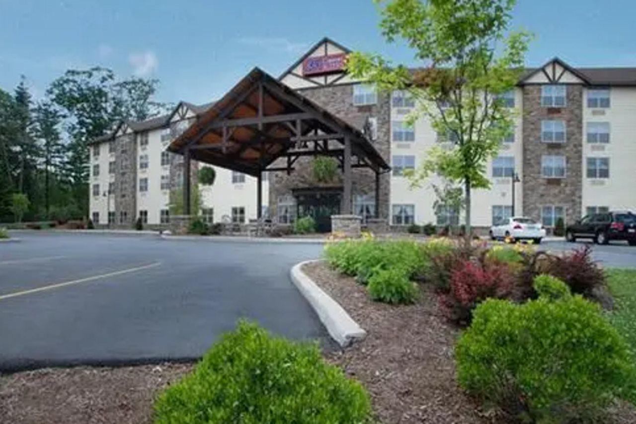 Comfort Suites Lake George - Queensbury Екстер'єр фото