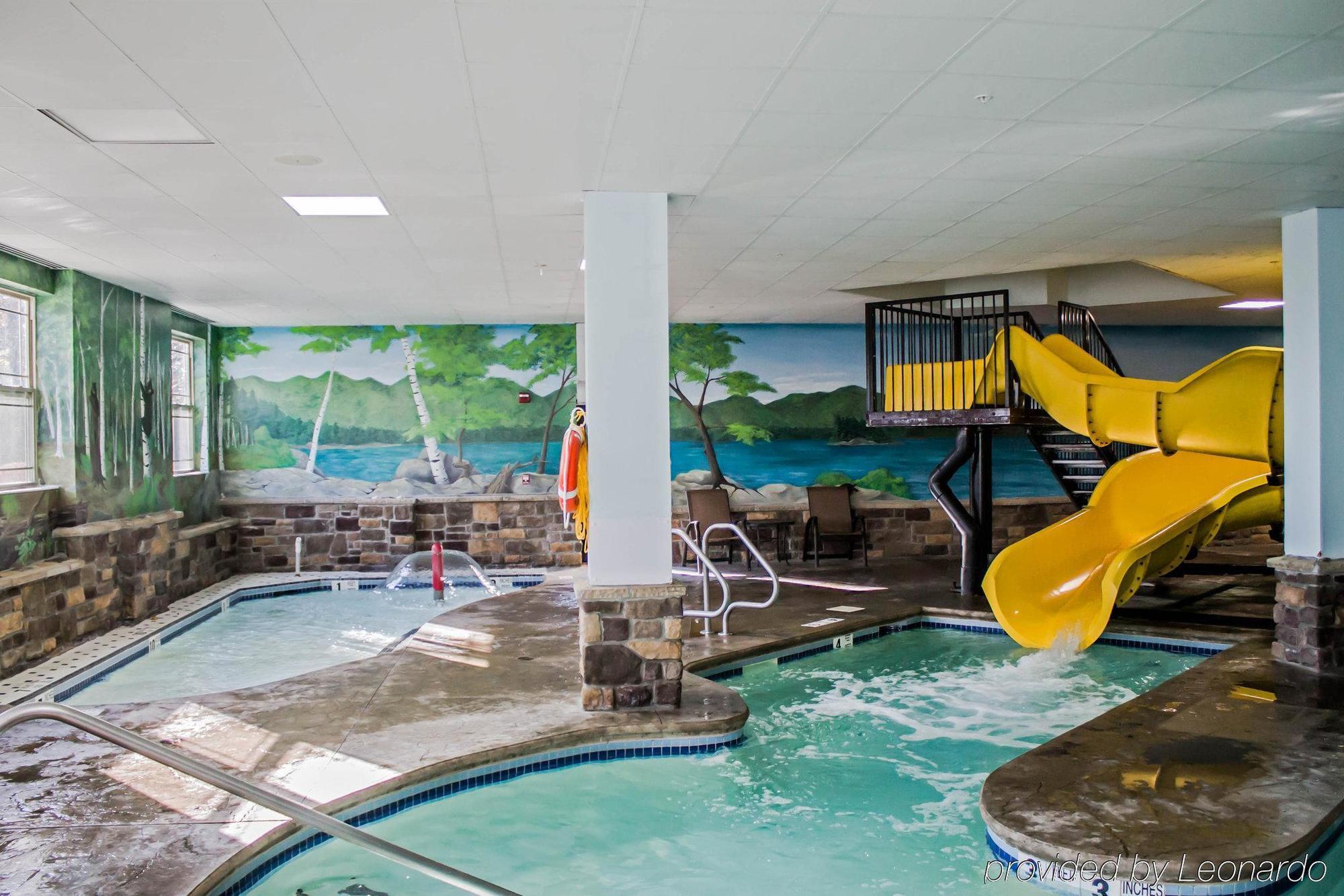 Comfort Suites Lake George - Queensbury Екстер'єр фото