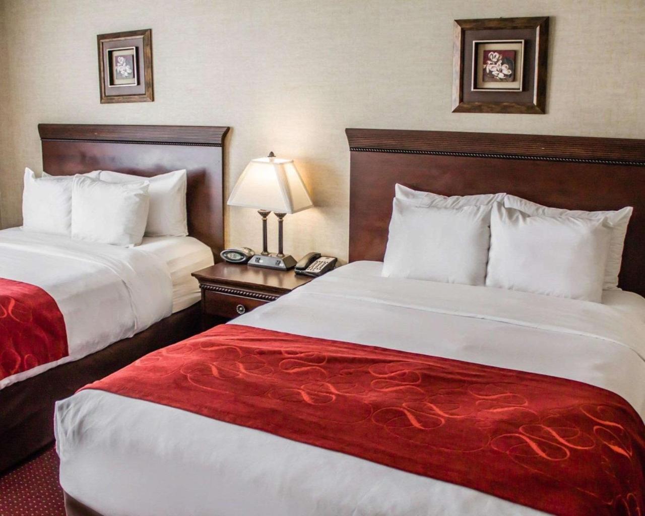 Comfort Suites Lake George - Queensbury Екстер'єр фото