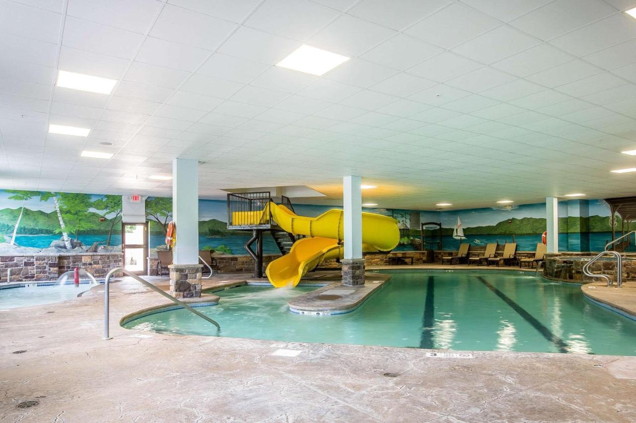 Comfort Suites Lake George - Queensbury Екстер'єр фото